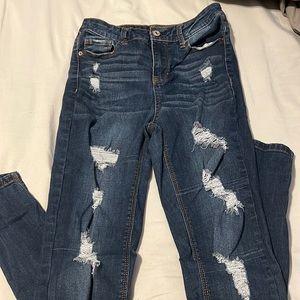 ripped skinny jeans